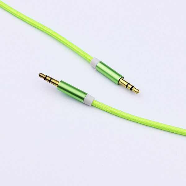 Audio Jack propojovací nylonový kabel AUX redukce 1,5 m zelený