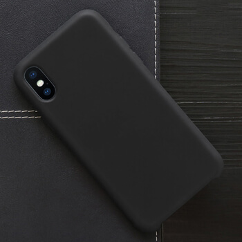 Extrapevný silikonový ochranný kryt pro Apple iPhone 7 - černý