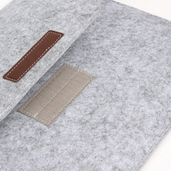 Ochranný filcový obal pro Apple MacBook Air 13" (2018-2020) - šedý