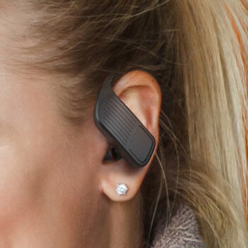 Sportovní bezdrátová bluetooth sluchátka s nabíjecím pouzdrem a držáky na ucho - černá