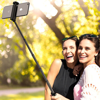 Bluetooth bezdrátová selfie tyč s ovládáním 66 cm - černá rukojeť