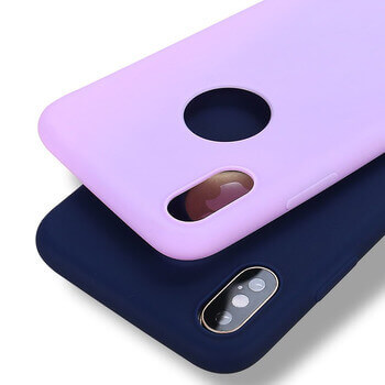 Silikonový matný obal s výřezem pro Apple iPhone 13 - tmavě modrý