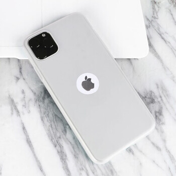 Silikonový matný obal s výřezem pro Apple iPhone 13 - bílý