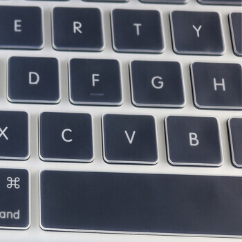 Silikonový ochranný obal na klávesnici EU verze pro Apple MacBook Air 13" (2018-2020) - pro verzi klávesnice 2018 - černý