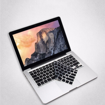 Silikonový ochranný obal na klávesnici EU verze pro Apple MacBook Air 13" (2018-2020) - pro verzi klávesnice 2020 - černý