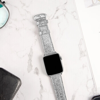 Třpytivý pásek z umělé kůže pro chytré hodinky Apple Watch 41 mm (7.série) - stříbrný