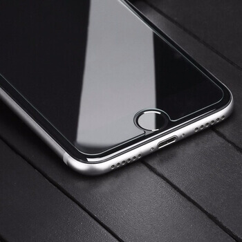 Ochranné tvrzené sklo pro Apple iPhone SE (2022)