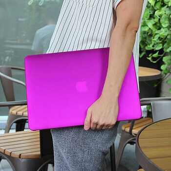 Plastový ochranný obal pro Apple MacBook Air 15,3" (2023, M2) - tmavě modrý