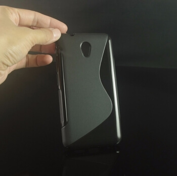 Silikonový ochranný obal S-line pro Vodafone Smart Prime 7 - černý