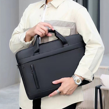 Elegantní taška na notebook pro Apple MacBook Air 13" (2018-2020) - černá