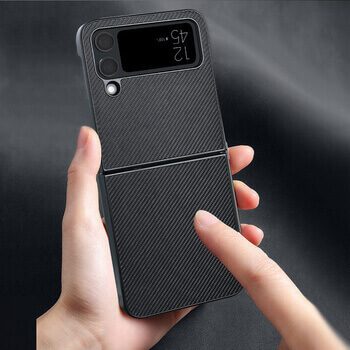 Ochranný plastový obal karbon pro Samsung Galaxy Z Flip7 FE 5G - černý