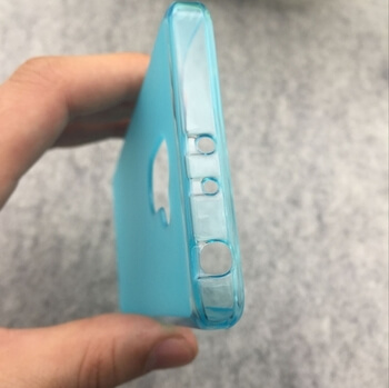 Silikonový mléčný ochranný obal pro Xiaomi Redmi 4 - černý