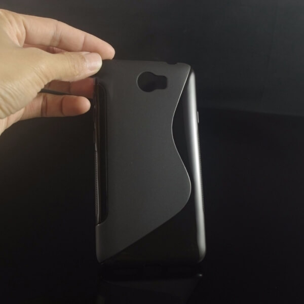 Silikonový ochranný obal S-line pro Huawei Y6 II Compact - černý